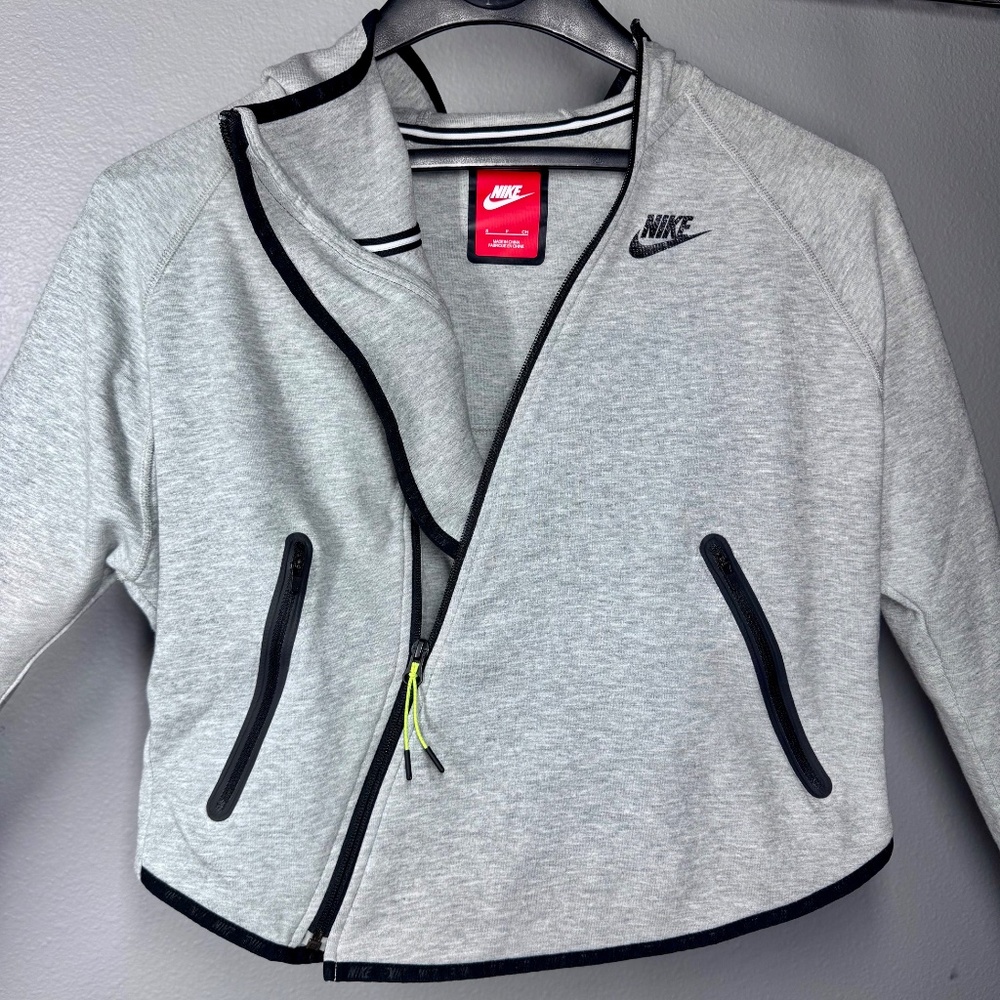 Nike Tech Fleece Cape Asymmetrical Full Zip Hoodie Grey Black Women Small - Picture 3 of 11